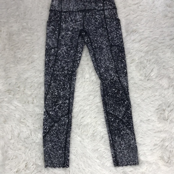 Lululemon Tight Stuff Tight II Splatter White Black / Black - Picture 4 of 8